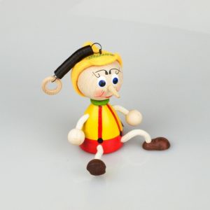 FIGURA NA OPRUZI PINOCCHIO
