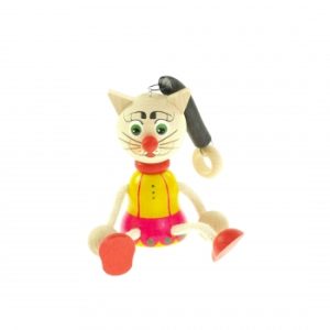 FIGURA NA OPRUZI MAČKA